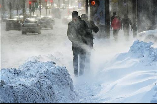 (FOTO) SUBJEKTIVNI OSEĆAJ, MINUS 67 STEPENI: Hladnoća i dalje pravi velike probleme u SAD 